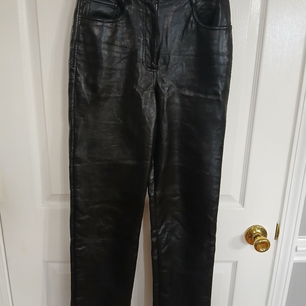 Wilfred Aritzia The Melina Faux Vegan Leather Straight Leg Trouser Pants Black 2 - Picture 2 of 6